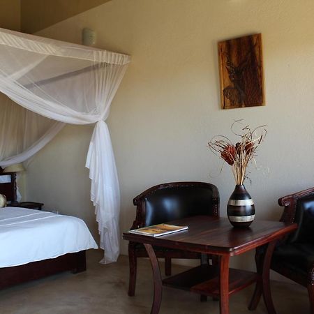 Okutala Etosha Lodge Outjo Luaran gambar