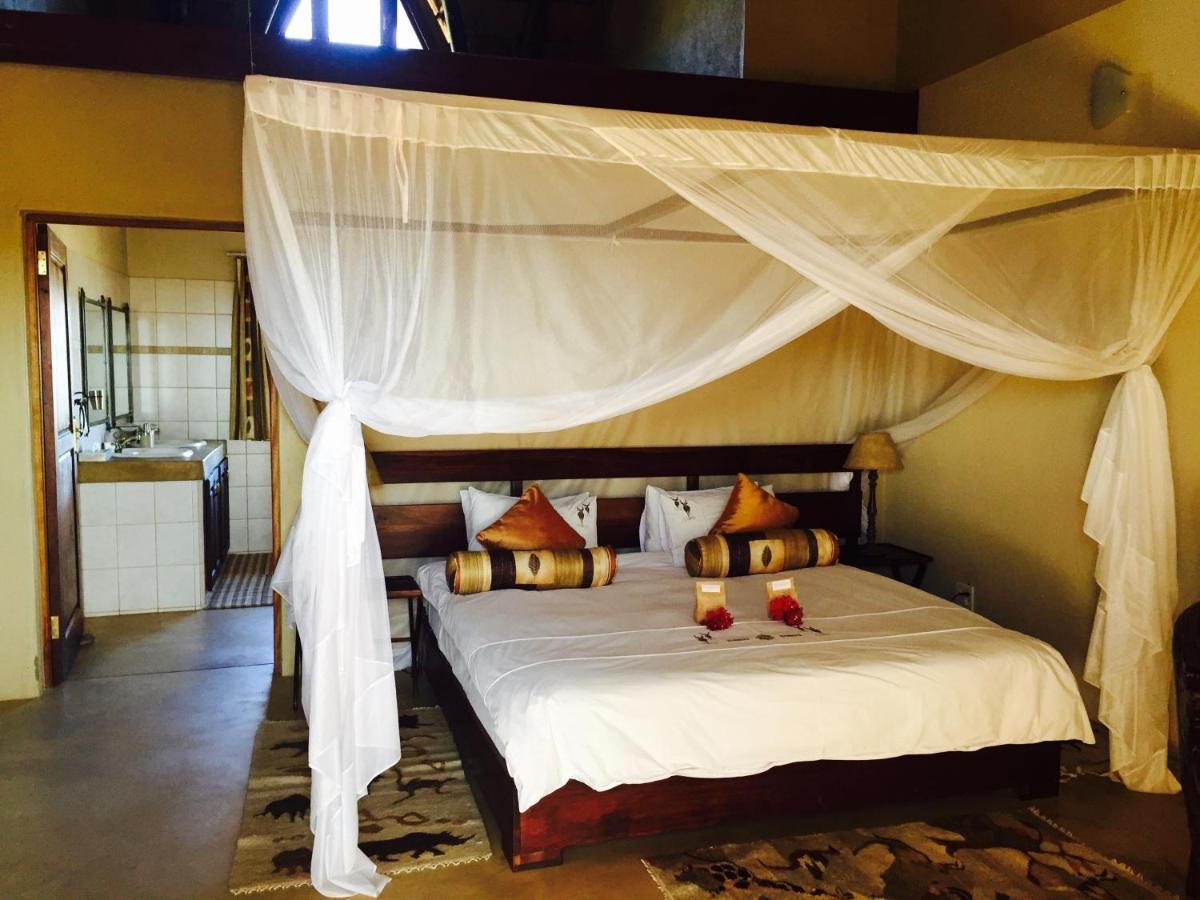 Okutala Etosha Lodge Outjo Luaran gambar